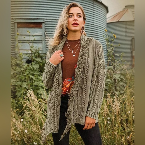 STERLING & STITCH Chunky Cable Knit Fringe Cardigan Sweater Large - Picture 5 of 12